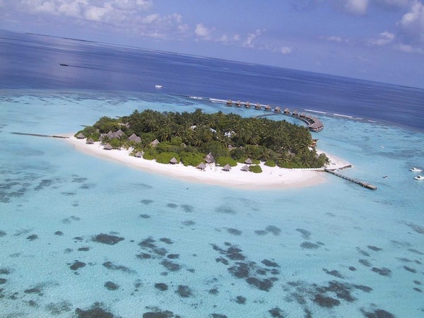 Ile et plages de Thulhagiri aux maldives